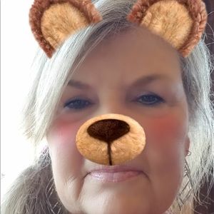 Meet your Posher, Linda